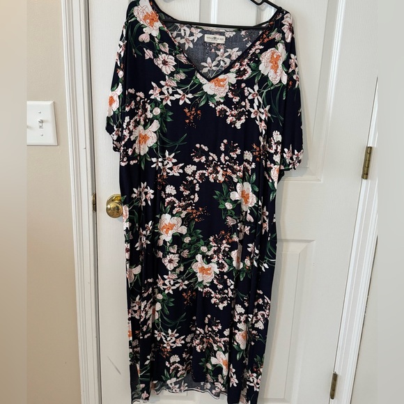 Natural life Floral Maxi Dress - Picture 1 of 2